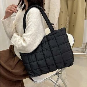 Black Quilted Tote Bag Ultra Lightweight High Capacity Simple Purse Black Square